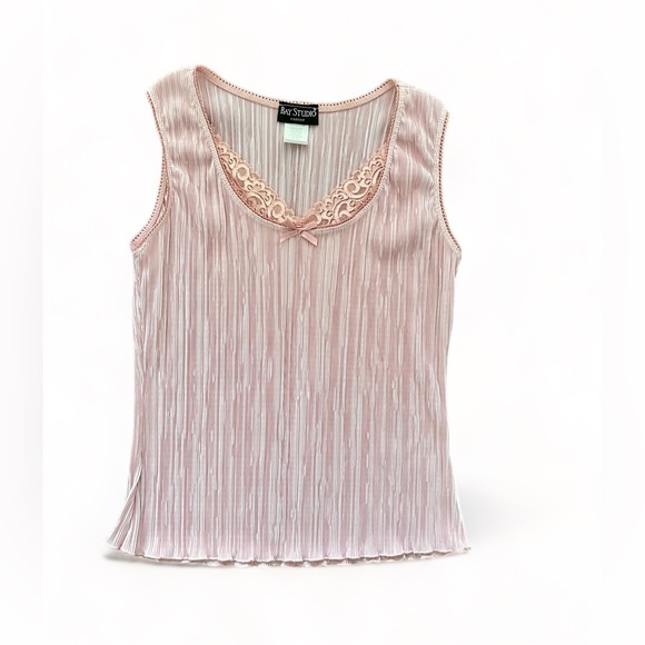 Vintage Tops - Vintage Pink Crinkle Lace Tank Top
